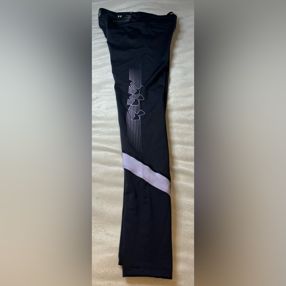 NWT Womens Black and Purple Compression Under Armour Athletic Legging Size S - Picture 4 of 10